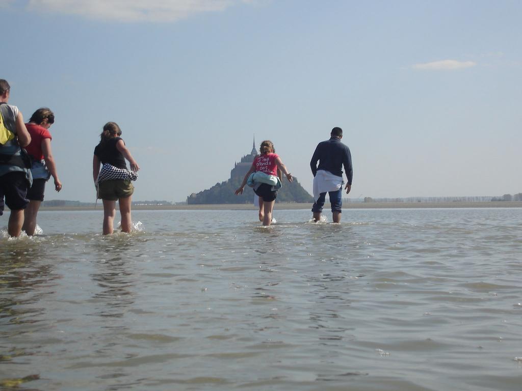 Vacanceole - Le Domaine Du Mont - Mont St Michel Roz-sur-Couesnon Zimmer foto